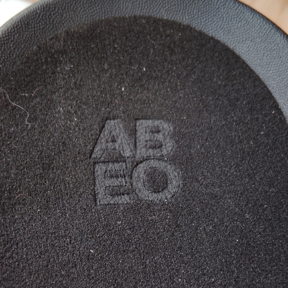 ABEO Black Women's Leather Maddie Flip-Flops - Picture 2 of 11